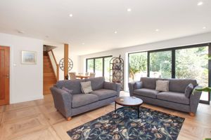 Photo 8- click for photo gallery